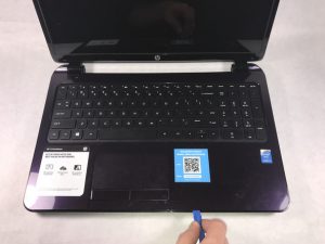 آموزش تعویض صفحه نمایش HP 15-r137wm TouchSmart
